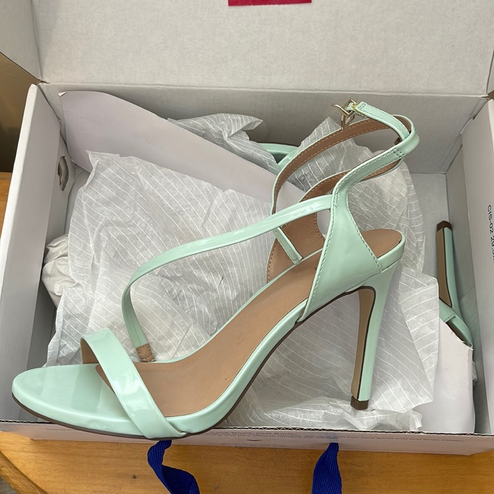 NWT Call it Spring Heels